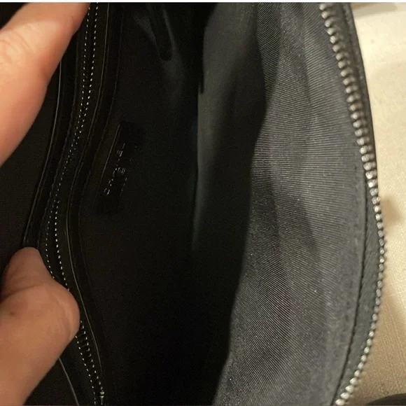 New CHANEL Ombre Gabrielle O-Case Clutch - Picture 6 of 9